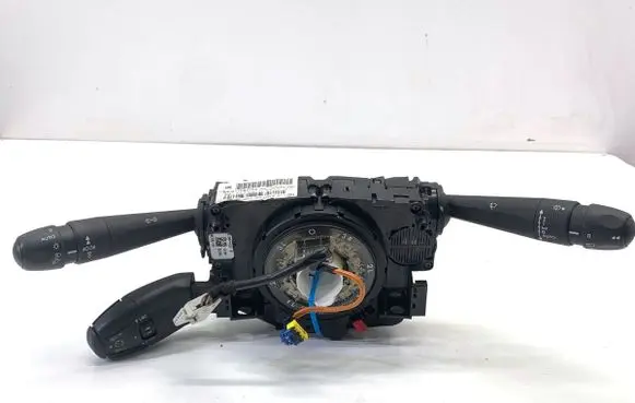 Peugeot 2008 I Wiper turn signal indicator stalk/switch 98081769ZD