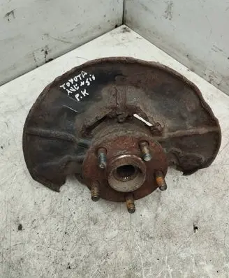 Toyota Avensis T250 Front wheel hub spindle knuckle