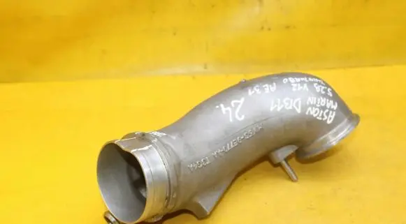 Aston Martin DB11 Turbo air intake inlet pipe/hose
