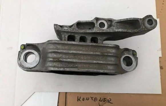 Ford Kuga III Engine mount vacuum valve LX637M121AC