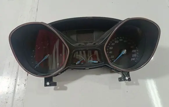 Speedometer (instrument cluster)
