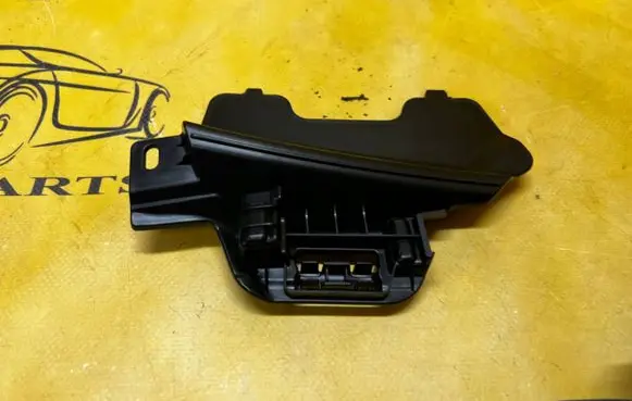Peugeot 308 Other engine bay part 9677526080