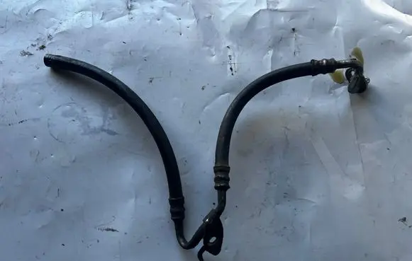 Mercedes-Benz E W212 Power steering hose/pipe/line 
