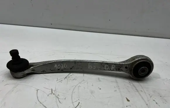 Volkswagen PASSAT B5.5 Front control arm 8403