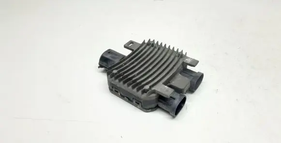 Volvo S60 Coolant fan relay 940011200