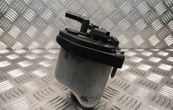 Volvo C30 Fuel filter housing 9809758280