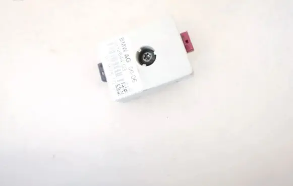 BMW 3 E90 E91 Antenna control unit 693264403 6932644-03