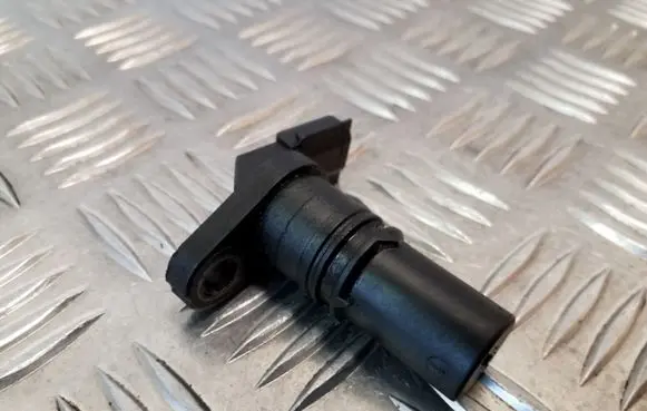Nissan Juke I F15 Crankshaft position sensor 8200995209