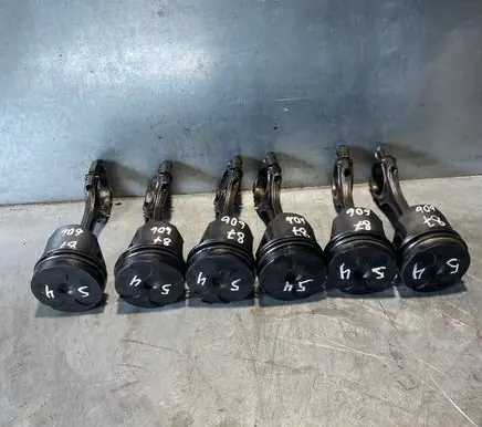 Mercedes-Benz E W124 Piston with connecting rod 