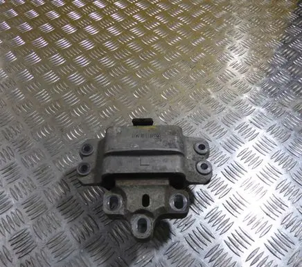Volkswagen Golf VII Gearbox mount 1K019955T