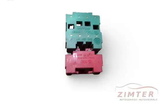 Volkswagen Transporter - Caravelle T4 Fuse module 3A0937517 3A0937517F