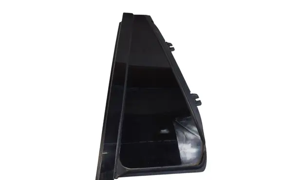 Volvo XC90 Rear vent window glass 43R002092 DOT24 E000255