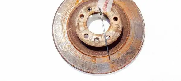 Citroen C5 Rear brake disc neventiliuojamas