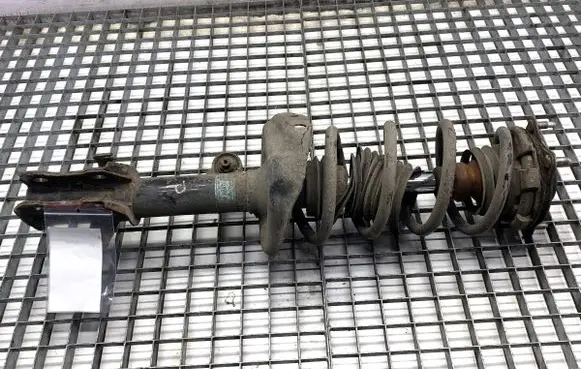 Honda CR-V Front shock absorber/damper 