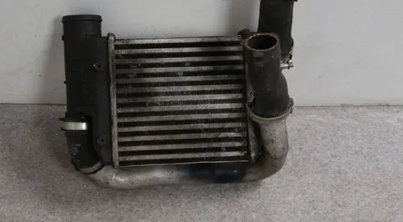 Audi A6 S6 C6 4F Intercooler radiator 4F0145980