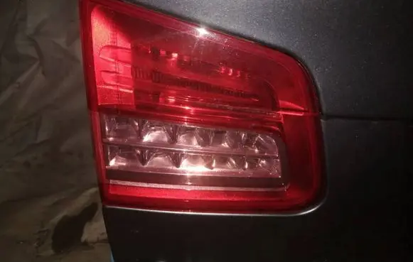 Citroen C5 Tailgate rear/tail lights