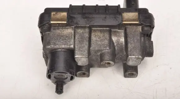 Jaguar XJ X350 Turbo charger electric actuator 752406