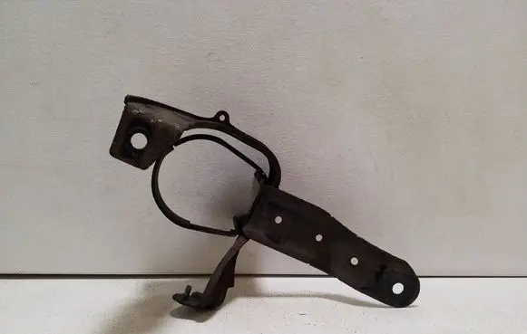 Volvo XC60 Fuel filter bracket/mount holder 31261539