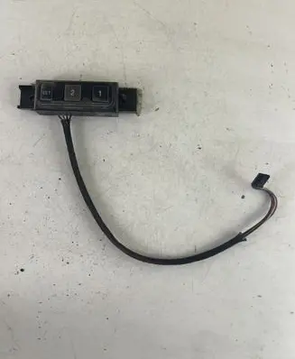 Jeep Grand Cherokee (WJ) Seat memory switch 