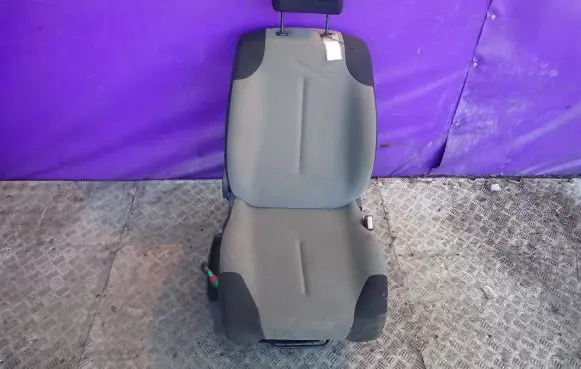 Citroen C4 I Seat set 