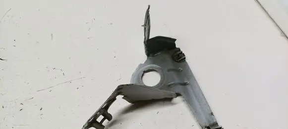BMW X3 F25 Fender mounting bracket 75806