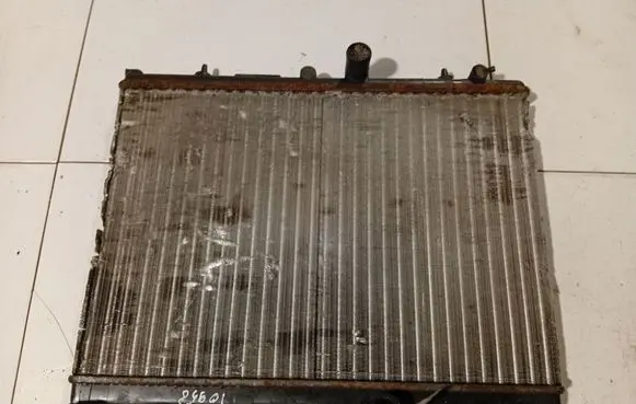 Peugeot 407 Coolant radiator 
