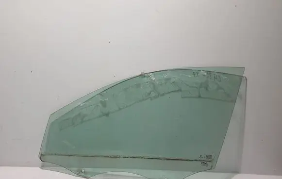 Citroen C4 III e-C4 Front door window glass four-door 9832846480