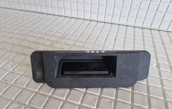 Mercedes-Benz GL X166 Tailgate opening switch 2218702410