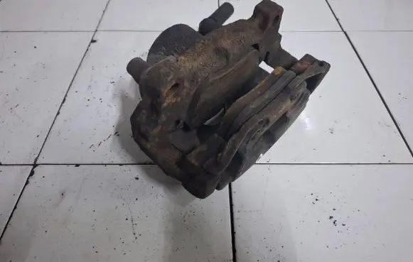 Ford Mondeo MK IV Front brake caliper