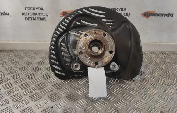 Audi TT TTS RS Mk3 8S Front wheel hub spindle knuckle 8S0407253F