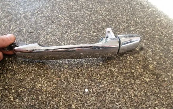 Peugeot 4007 Rear door exterior handle