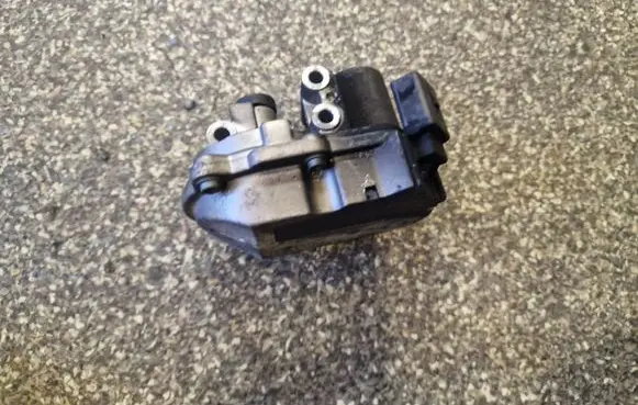 Audi A4 S4 B7 8E 8H Throttle valve