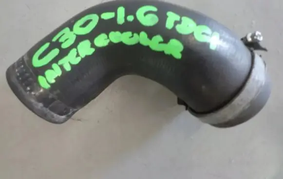 Volvo C30 Coolant pipe/hose 