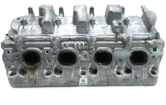 Chevrolet Corvette Engine head LT1