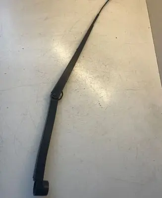 Subaru Legacy Front wiper blade arm 19662