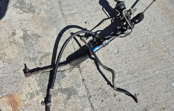Mitsubishi Outlander Steering rack