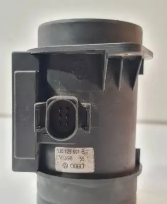Audi A3 S3 8L Mass air flow meter 1J0129601B