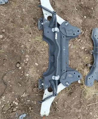 Citroen C4 III e-C4 Front subframe 9841458080