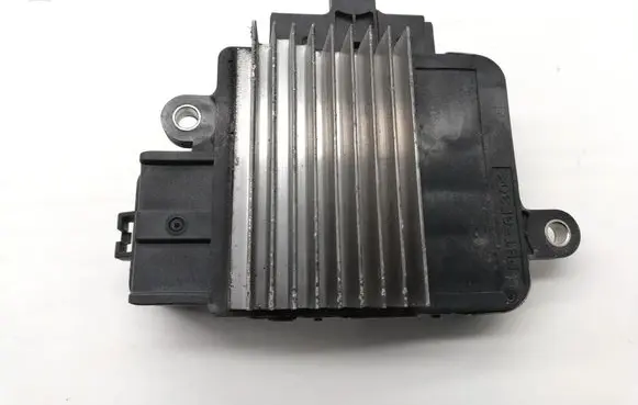 Lexus GS 300 350 430 450H Coolant fan relay 8925730060