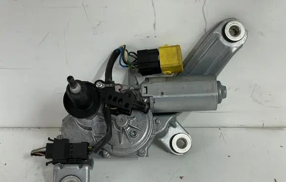 Mercedes-Benz E W210 Rear window wiper motor 2108207542