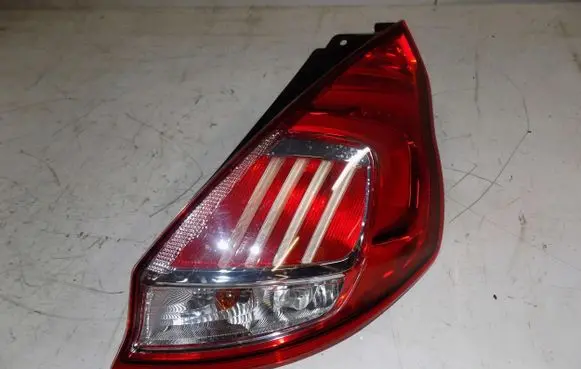 Ford Fiesta Headlight/headlamp