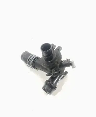 Mercedes-Benz C W205 Thermostat/thermostat housing 