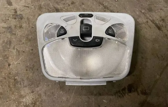 Mercedes-Benz C W203 Front seat light A2038201201 2JM00797920 2013242910