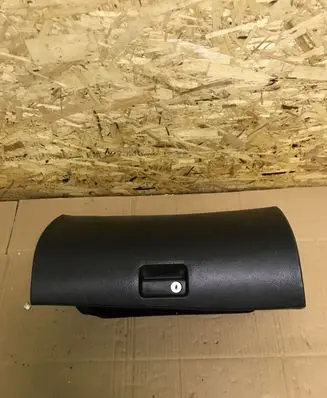 Toyota Avensis T250 Glove box 5555005080