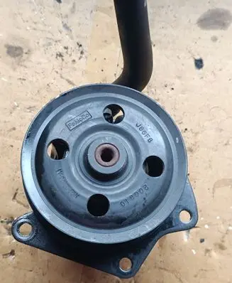 Land Rover Range Rover Sport L320 Power steering pump AH223A696AB