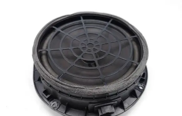 Audi A5 Front door speaker 90020014304 UA725717