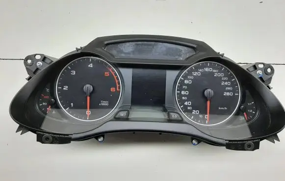 Speedometer (instrument cluster)