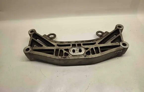 Dodge Charger Gearbox mounting bracket P68170323AA 68170323AA