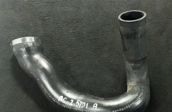 Audi A6 S6 C5 4B Intercooler hose/pipe