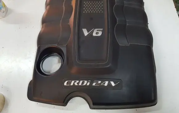 Hyundai ix35 Engine cover (trim)